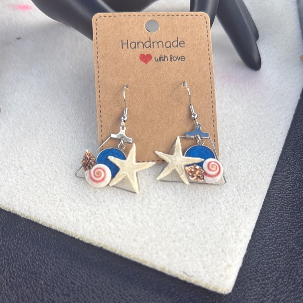 Starfish and Shell Dangle Earrings